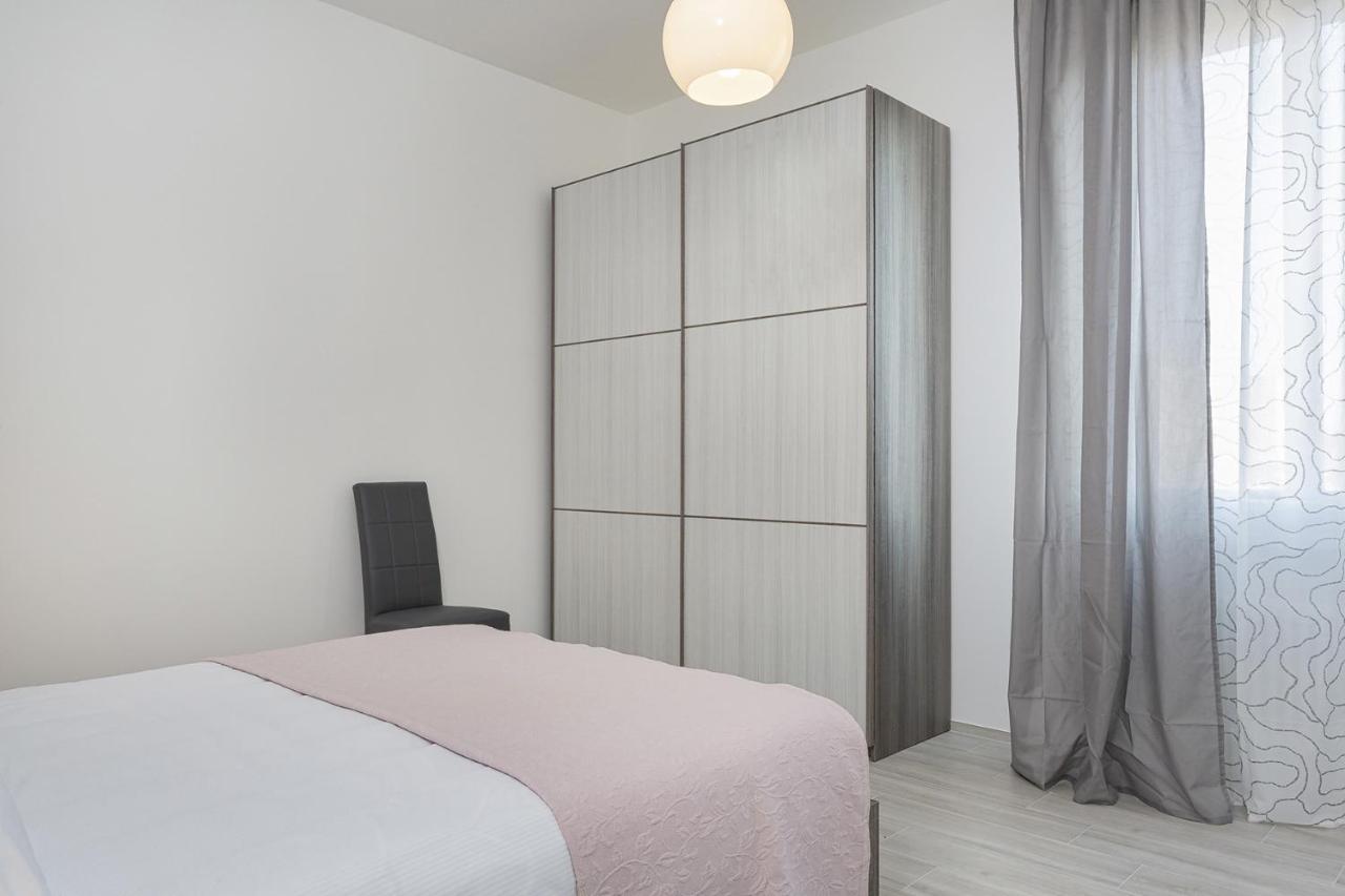 Contemporary Apartment In Sturla By Wonderful Italy เจนัว ภายนอก รูปภาพ